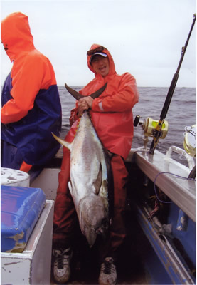 ANGLER: Crash Blamey . SPEICES: Yellowfin Tuna. WEIGHT: Kg.